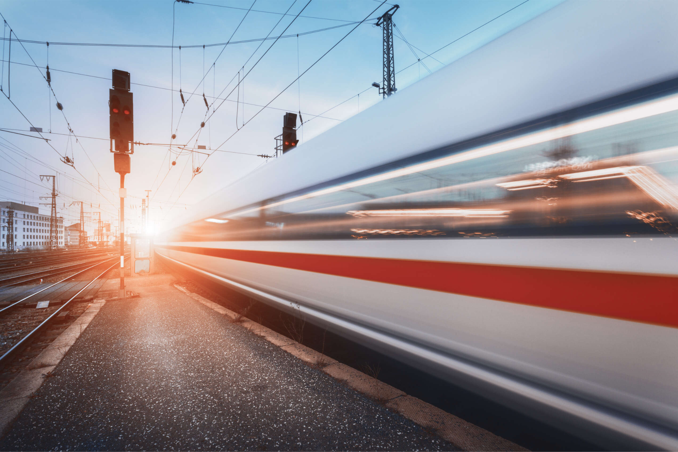 Öffentliche Verkehrsmittel - Führerstand ein Zug auf den Gleisen