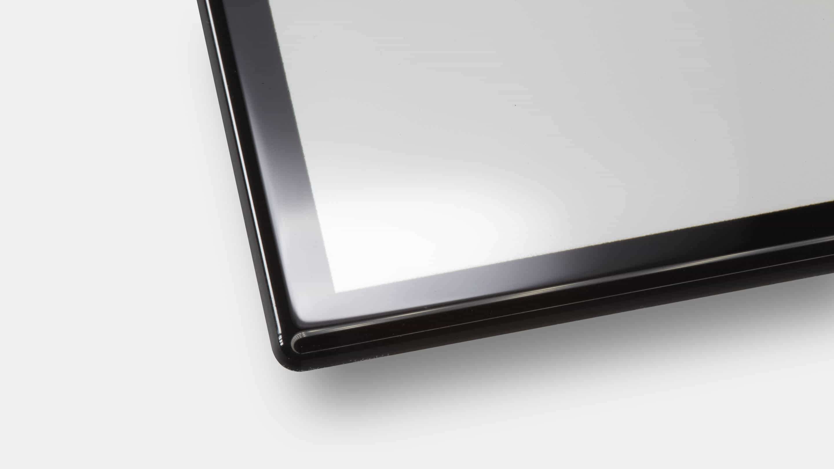  - Glass edge round polished printed a close-up of a black and white screen